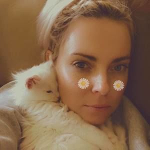 Meet your Posher, Charmaine